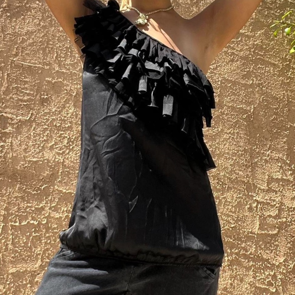 Black ruffle asymetrical ruffle top